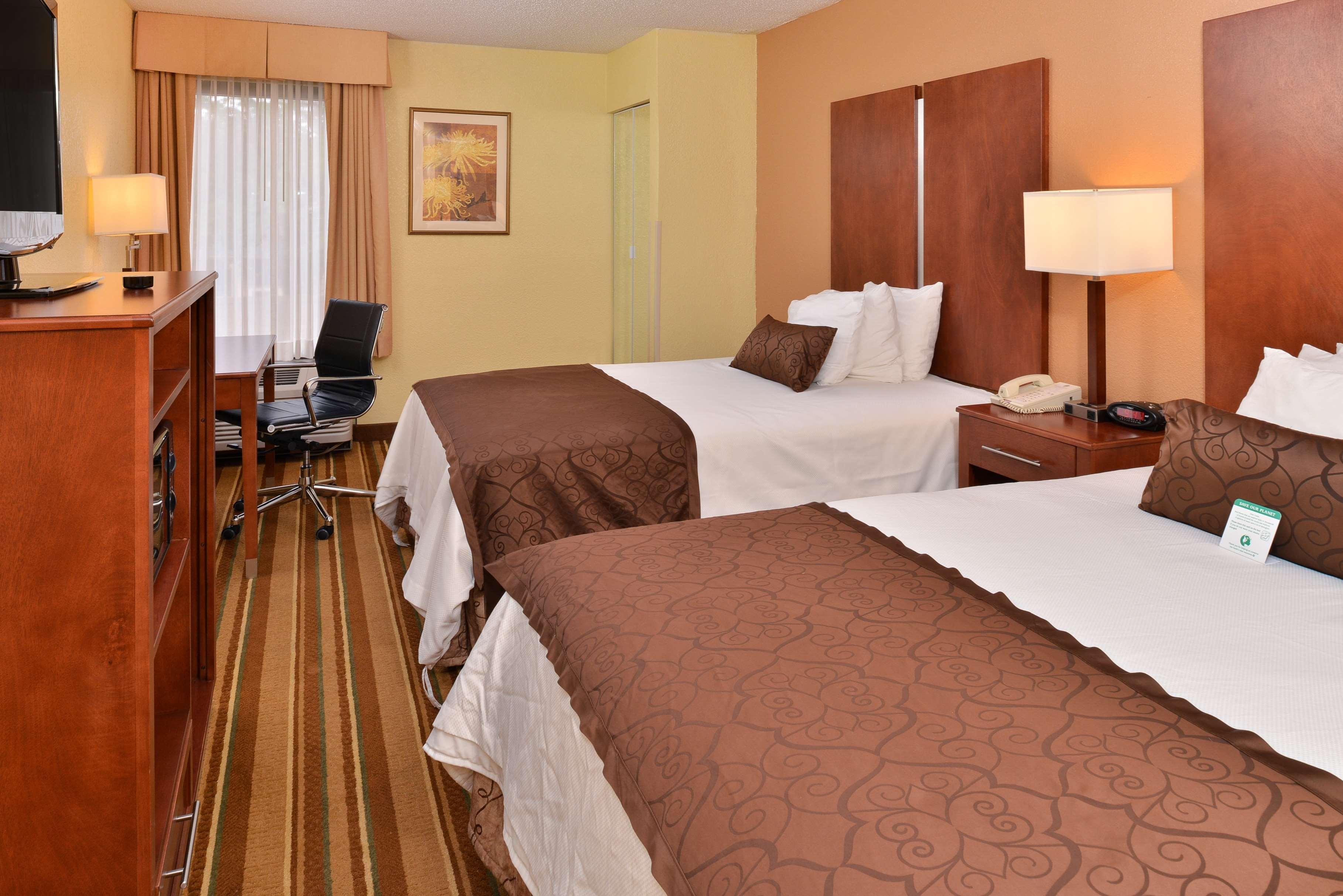 Best Western Plus Richmond Sandston Exterior foto