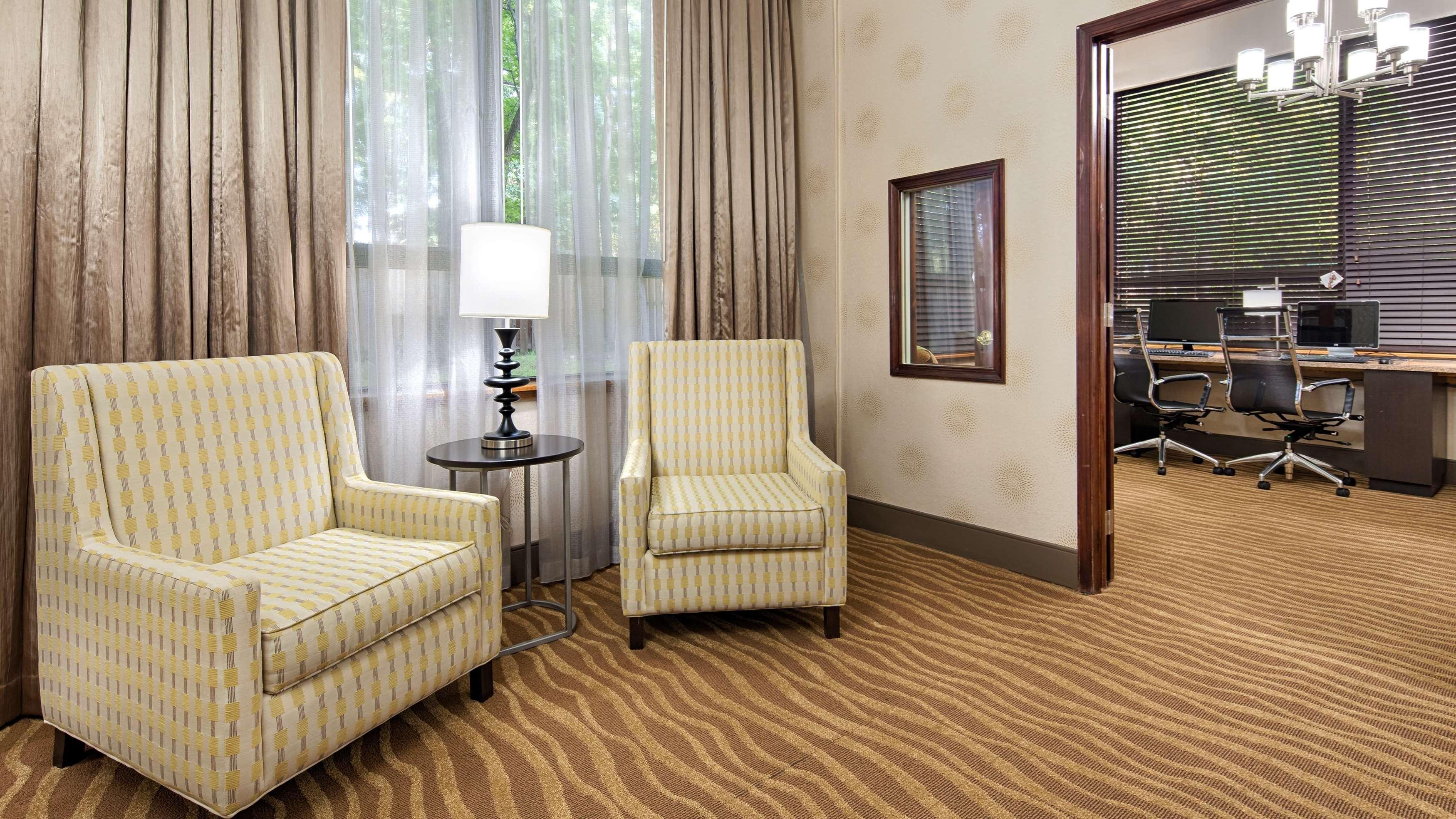 Best Western Plus Richmond Sandston Exterior foto
