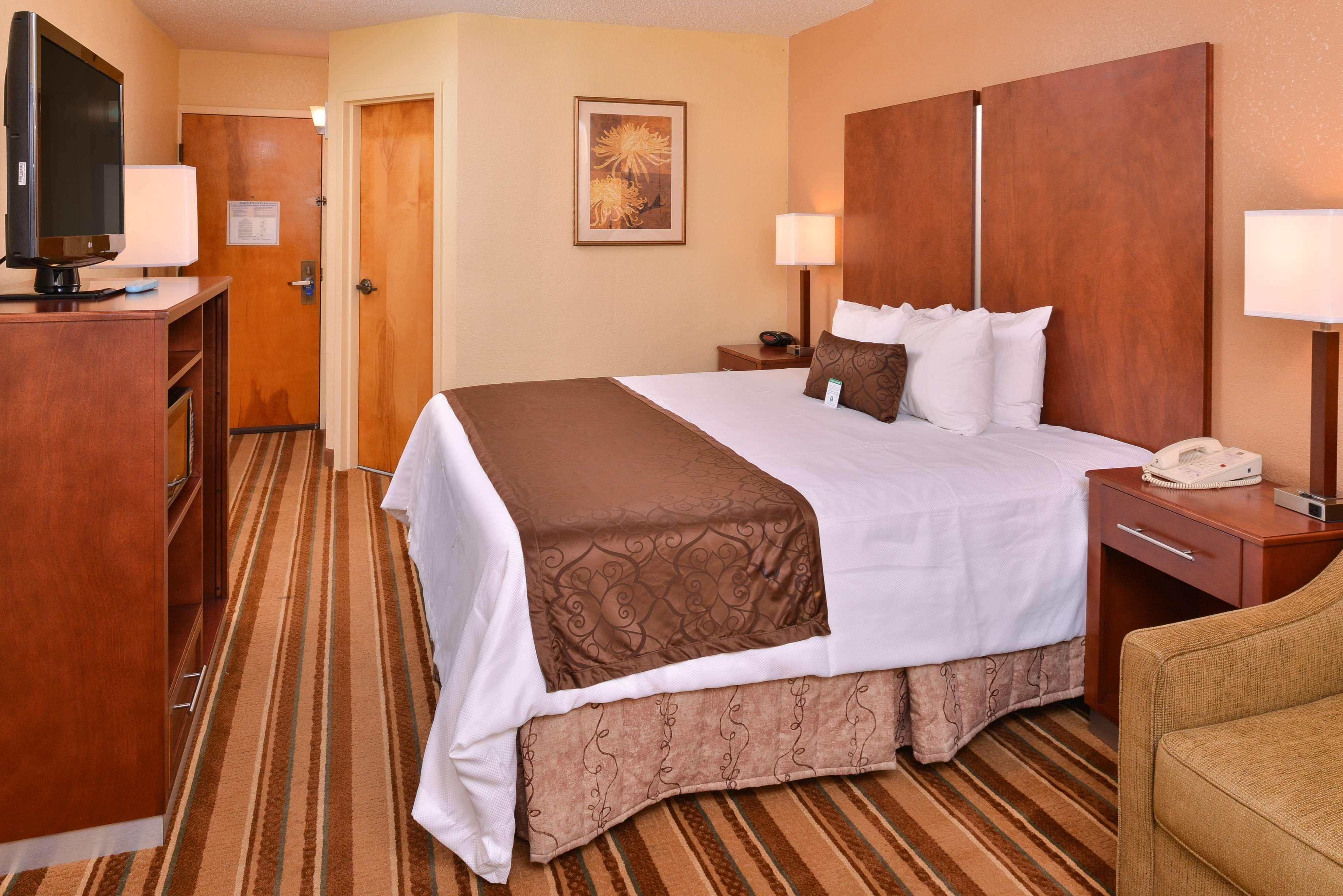 Best Western Plus Richmond Sandston Exterior foto